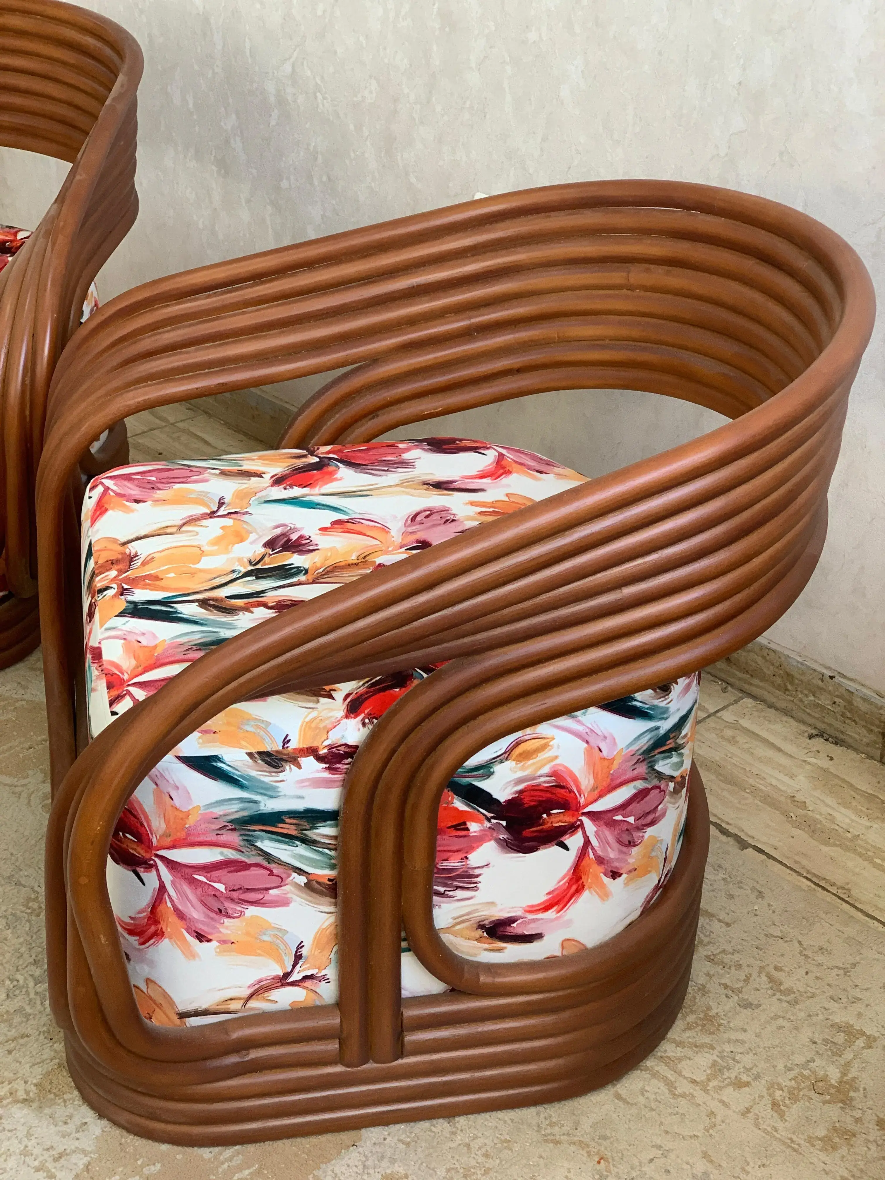 Hand Curved Bamboo Chair - Elegant Seat Design